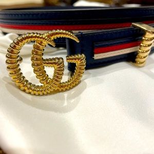 ❤️SOLD❤️Authentic Brand New Gucci Marmont Leather a skinny Belt